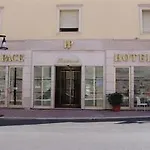 Pace Hotel